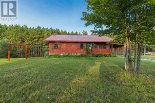 Detached House for Sale, 87 Reiche Road, Pembroke, ON