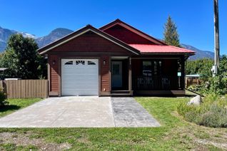 Property for Sale, 811 Kildare Street, New Denver, BC