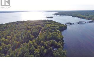 Property for Sale, 215 Morris Island Drive, Ottawa, ON