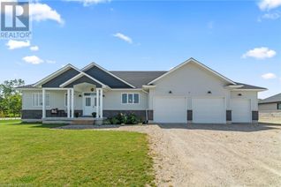 Detached House for Sale, 2 Mctavish Crescent, Ripley, ON