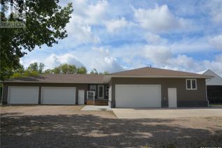 Bungalow for Sale, Oviatt Acreage, Vanscoy Rm No. 345, SK