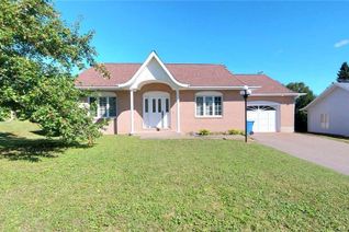 Bungalow for Sale, 174 Notre Dame, Bathurst, NB