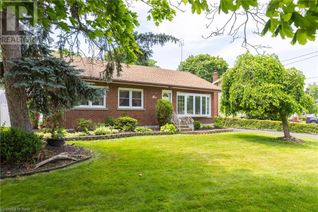 Bungalow for Sale, 11 Brisbane Glen, St. Catharines, ON