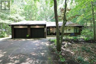 Bungalow for Sale, 10322 Grand Oaks Drive, Lambton Shores (Grand Bend), ON