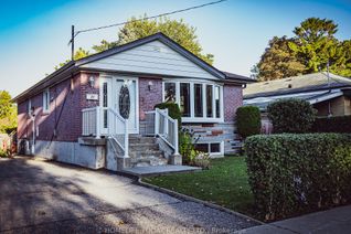 Detached House for Rent, 27 Ronway Cres #Main, Toronto, ON