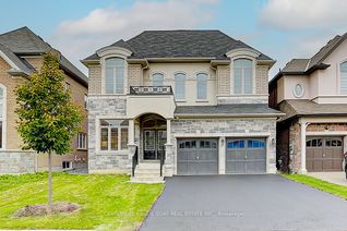 Detached House for Sale, 10 John Weddell Ave, East Gwillimbury, ON