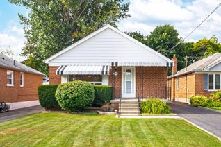 Bungalow for Sale, 44 Maple Ave N, Mississauga, ON