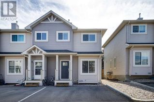 Condo Townhouse for Sale, 301 Strathaven Mews, Strathmore, AB