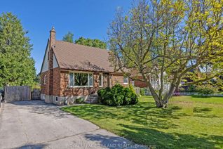 Detached House for Sale, 1874 Churchill Ave, London, ON