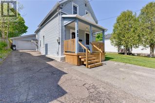 House for Sale, 52 Queen Street, Renfrew, ON