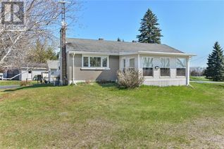 Detached House for Sale, 1 Stewart Drive, Augusta, ON