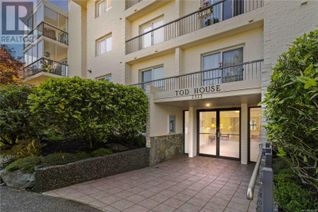 Property for Sale, 2323 Hamiota St #301, Oak Bay, BC