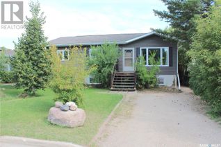 House for Sale, 674 4th Avenue W, Melville, SK