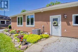 Bungalow for Sale, 780 Towanda Boulevard, Erie Beach, ON