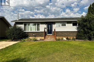 Detached House for Sale, 9007 Walker Drive, North Battleford, SK