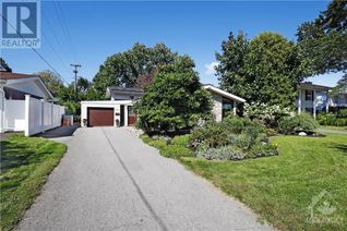 Detached House for Sale, 1861 Dorset Drive, Ottawa, ON