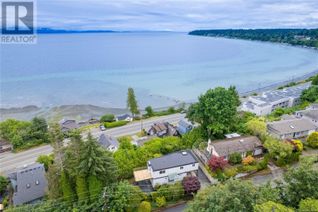 Detached House for Sale, 595 Crescent Rd W, Qualicum Beach, BC