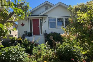 Bungalow for Sale, 3042 E 17th Avenue, Vancouver, BC