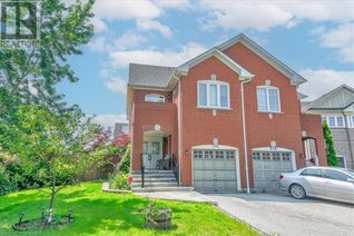 Semi-Detached House for Sale, 394 Stonetree Court, Mississauga, ON