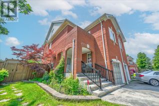 Semi-Detached House for Sale, 394 Stonetree Court, Mississauga (Cooksville), ON