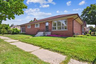 Bungalow for Sale, 33 Warnica Ave, Toronto, ON