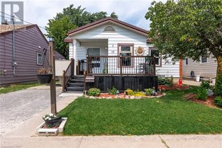 Detached House for Sale, 19 Homewood Avenue, St. Catharines, ON