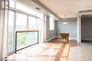 Condo Apartment for Sale, 200 Burnhamthorpe Road E #1204, Mississauga (Mississauga Valleys), ON