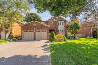 Detached House for Sale, 35 Daniel Crt, Markham, ON