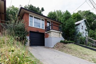 Bungalow for Sale, 256 Charlton Ave E, Hamilton, ON