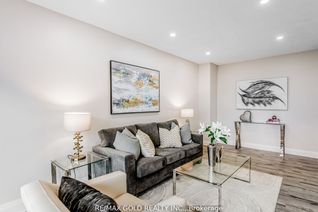 Townhouse for Sale, 2605 Woodchester Dr #60, Mississauga, ON