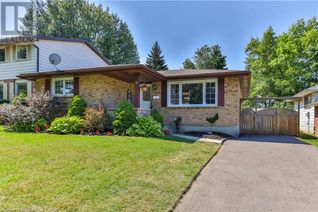 Detached House for Sale, 6 Wildflower Lane, Brantford, ON