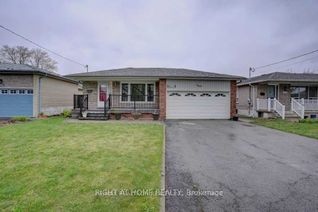 Detached House for Sale, 4010 Ellesmere Rd, Toronto, ON