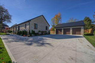 Detached House for Sale, 185 Commissioners Rd E, London, ON