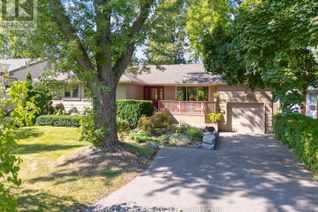 Detached House for Sale, 111 Mill Street, Richmond Hill (Mill Pond), ON