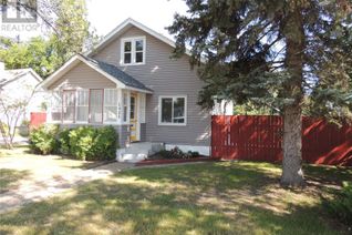 House for Sale, 1421 4th Street, Estevan, SK