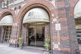 Condo Apartment for Sale, 25 Grenville Street #705, Toronto (Bay Street Corridor), ON