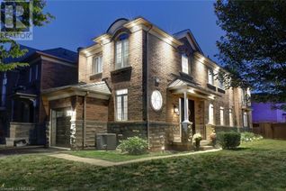 Freehold Townhouse for Sale, 3449 Robin Hill Circle, Oakville, ON