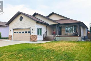 Detached House for Sale, 64 Westlynn Drive W, Claresholm, AB