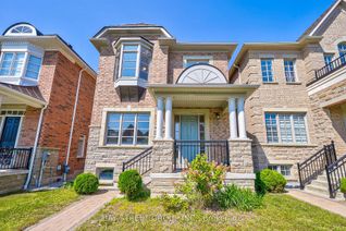 Detached House for Sale, 214 Paradelle Dr, Richmond Hill, ON