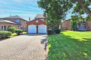 Detached House for Sale, 72 Spanhouse Cres, Markham, ON