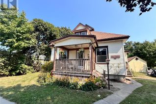 Detached House for Sale, 129 Hincks Street, Goderich, ON