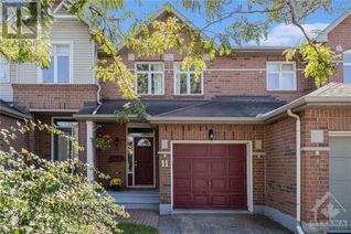 Freehold Townhouse for Sale, 11 Kimberwick Crescent, Ottawa, ON