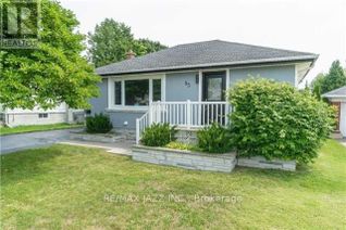 Bungalow for Rent, 93 Beatrice Street W #2, Oshawa (Centennial), ON