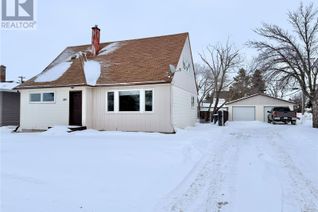 House for Sale, 229 Mctavish Street, Outlook, SK