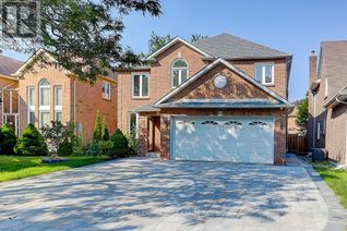 Detached House for Sale, 8 Ashdown Crescent, Richmond Hill (Doncrest), ON