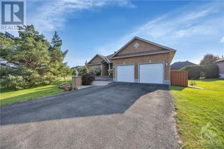 Bungalow for Sale, 1426 Spartan Grove Street, Greely, ON