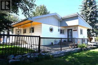 House for Sale, 1094 Church Avenue, Pincher Creek, AB