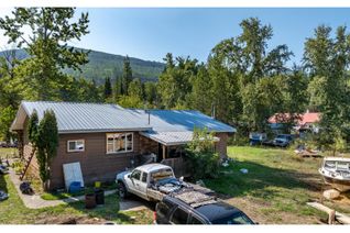 House for Sale, 8927 River Avenue, Yahk, BC