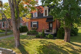 Detached House for Sale, 9 Fairy Avenue, Huntsville, ON