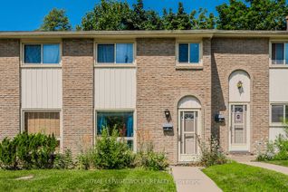 Condo Townhouse for Sale, 165 Green Valley Dr #2, Waterloo, ON